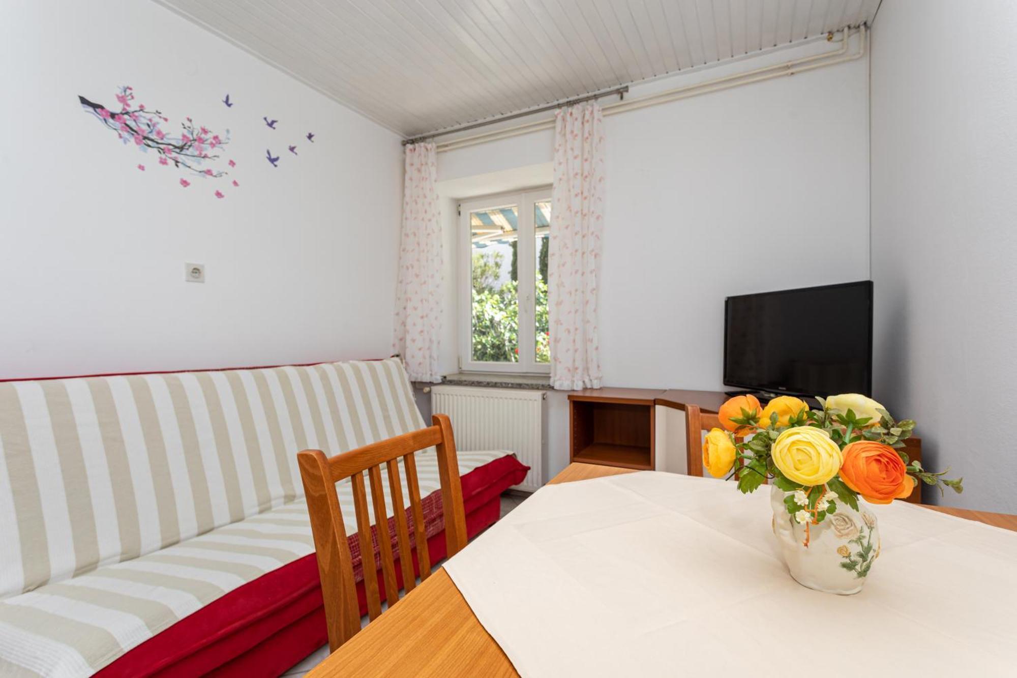 Apartments Villa Ana Krk Town Rum bild